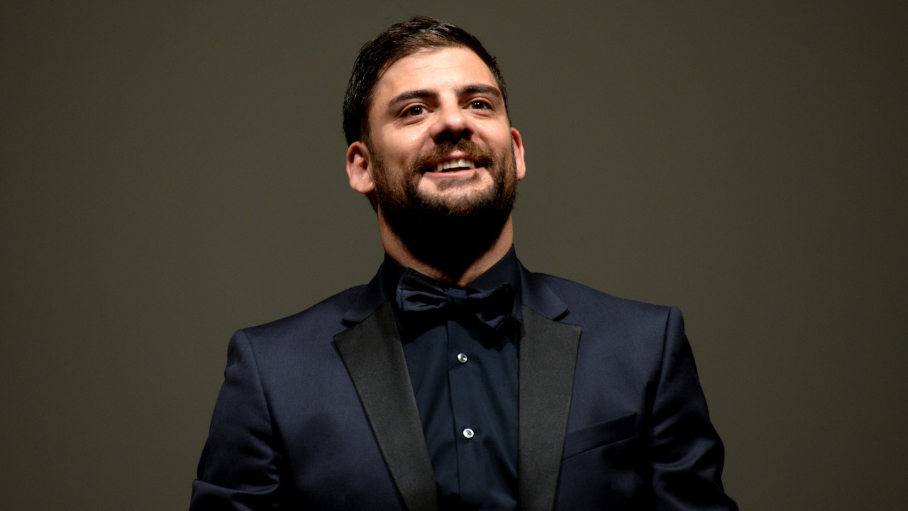 ZBOG NJEGA OSTAVILA PORODICU: Marić u vezi sa 17 godina starijom direktorkom