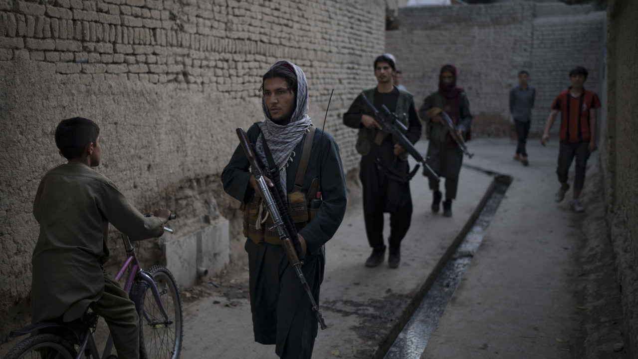 АВГАНИСТАН: Талибани сузбијају присуство Исламске државе