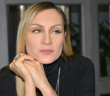 Јелена Гавриловић први пут у јавности са рођеним братом