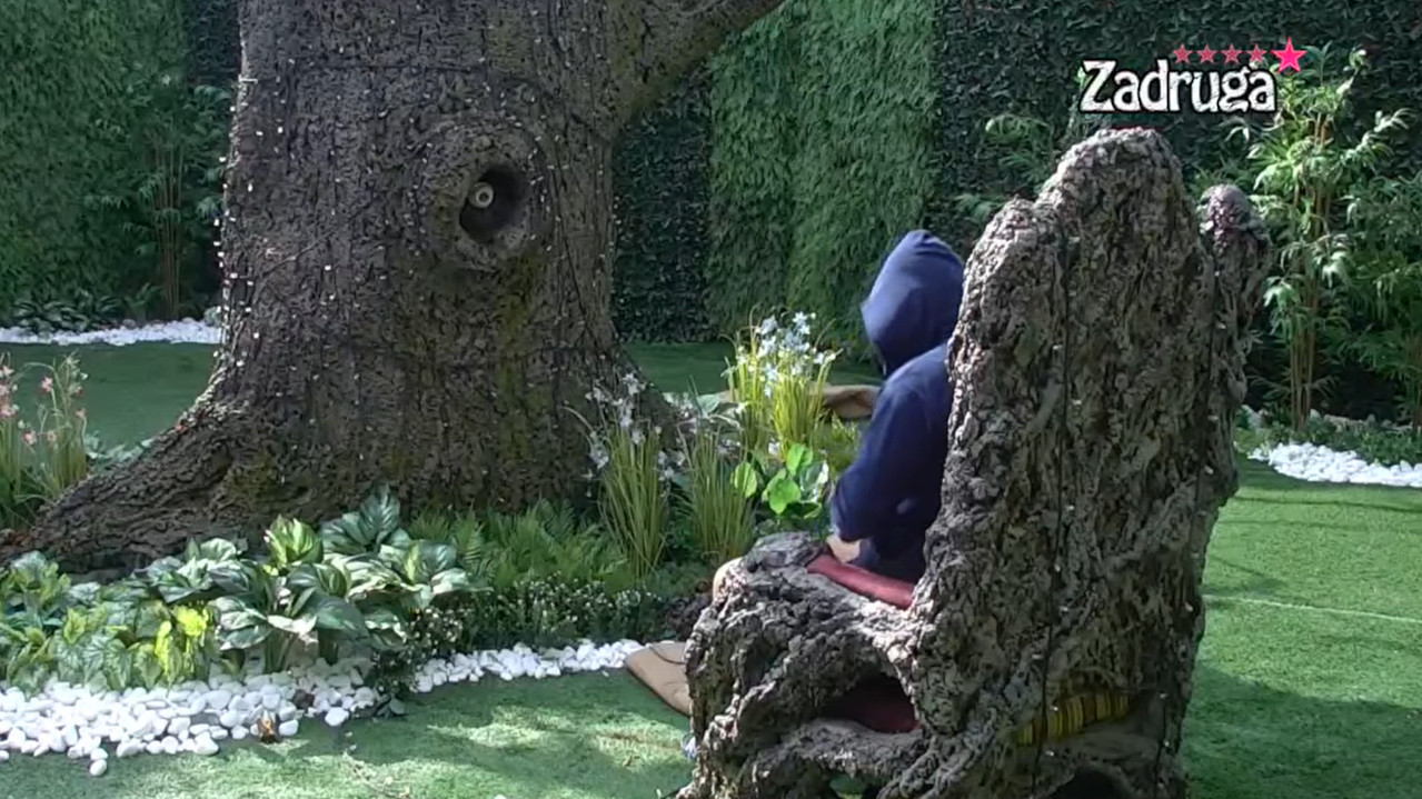 BOLJE TRI NEGO JEDNA: Janjuš otvoreno o zadrugarkama (VIDEO)