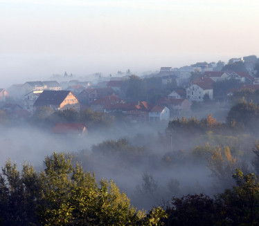 ВРЕМЕ СУТРА: Ујутру свежије, по котлинама магла