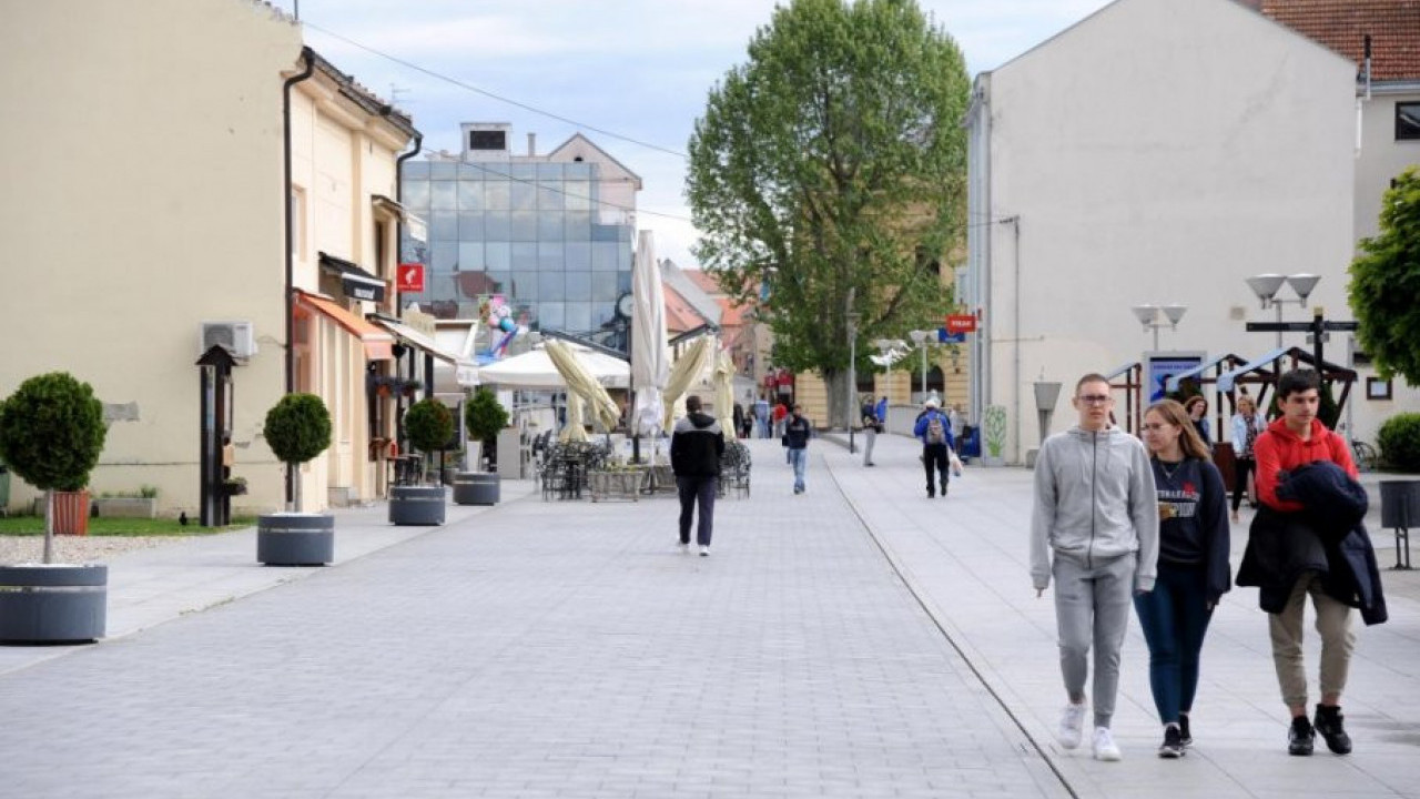 SRAMNA ODLUKA U VUKOVARU: Srbima uskraćeno pravo na ćirilicu