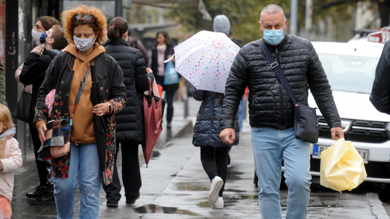 EPIDEMILOG PROCENJUJE Prethodnih dana i do 300.000 pozitivnih