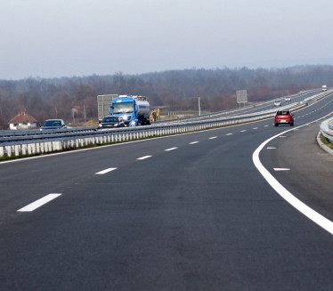 Lančani sudar 6 vozila na auto-putu Miloš Veliki kod Čačka