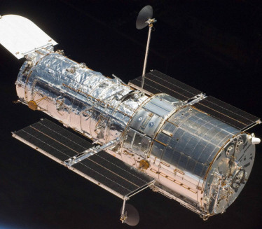 Амерички телескоп Хабл поново у пуној функцији