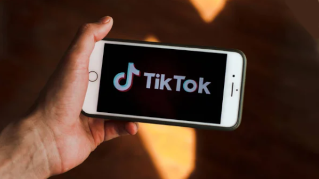 "TIKTOK" КРЕЋЕ У ОФАНЗИВУ: Тестира апликацију стриминг игара