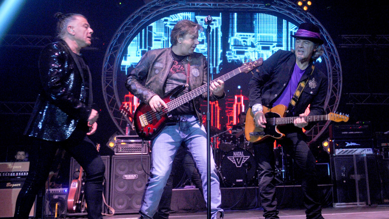 "ZUVEK JE ZASPAO AKI" Potresna objava benda Parni valjak