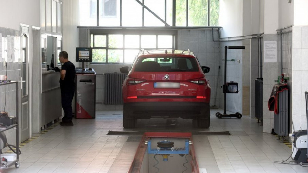 STROGA KONTROLA: Svaki treći prođe tehnički, evo razloga