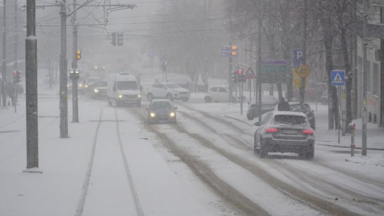 RHMZ UPOZORAVA: Za vikned snežene padavine širom Srbije