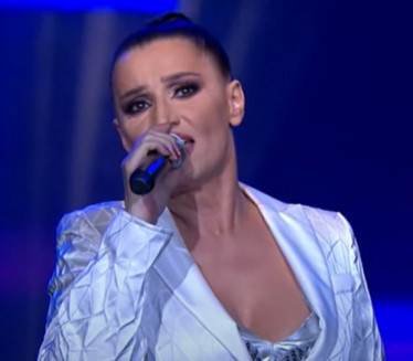 МИРИНА ЛЕПА ЋЕРКА: Певачица била забринута због њеног посла