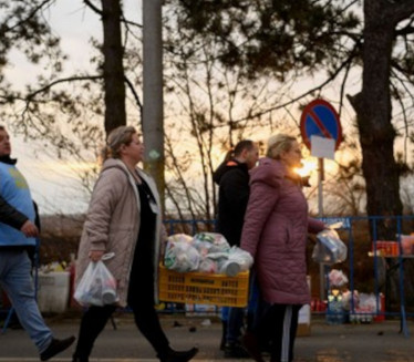 ЗВАНИЧНО: Колико је људи избегло из Украјине