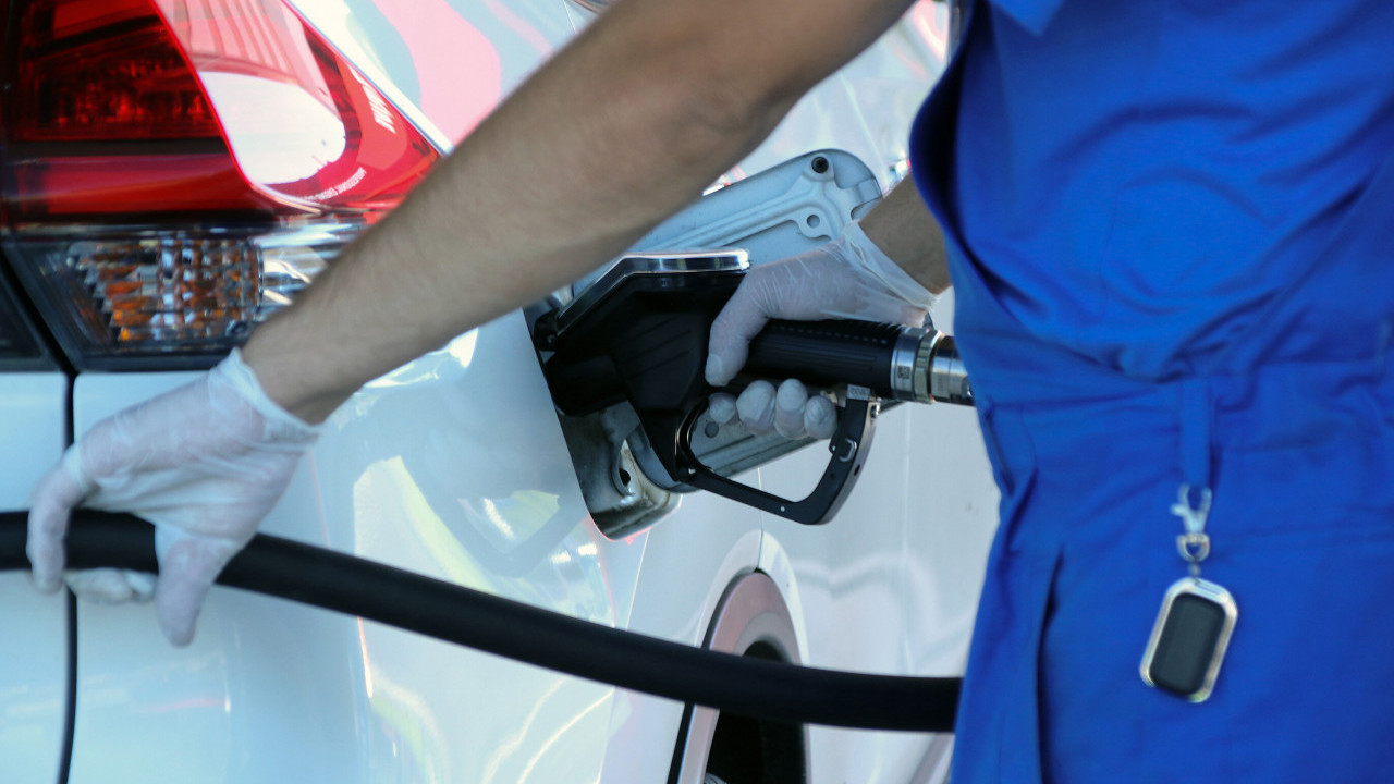 ЗВАНИЧНО:  Усвојена Уредба о ограничењу цена горива