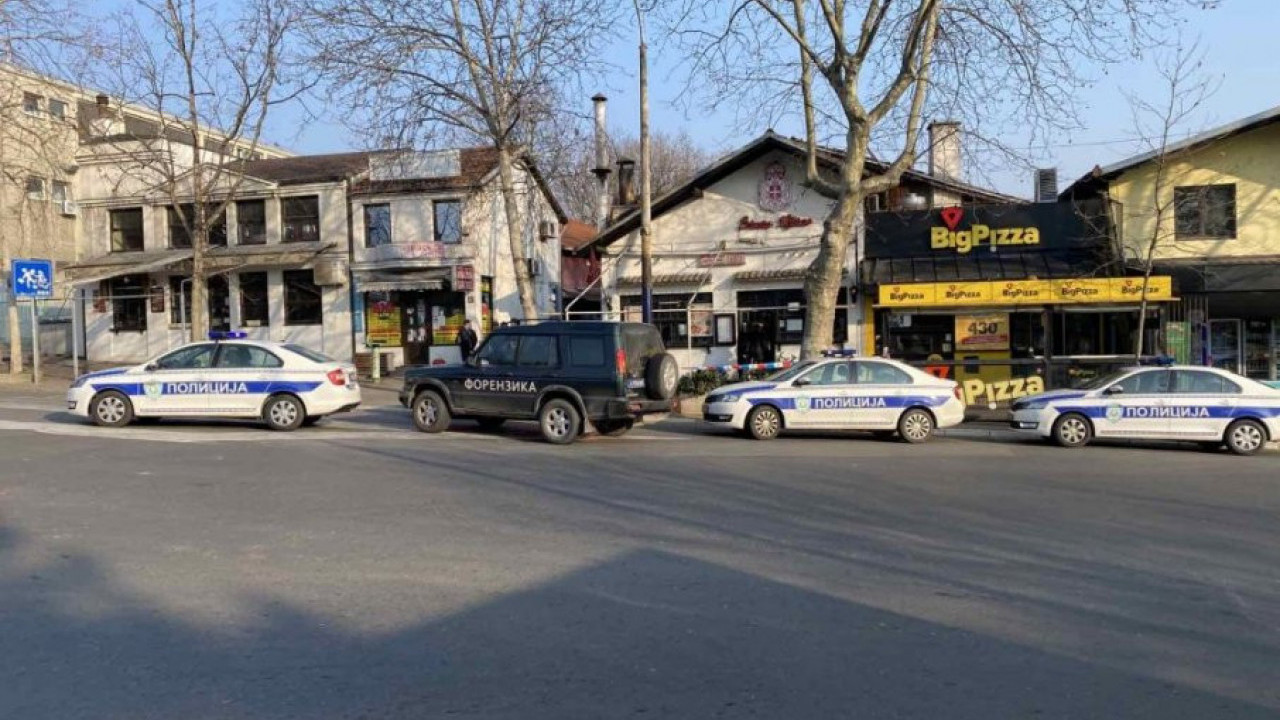 ДЕТАЉИ ОБРАЧУНА НА АУТОКОМАНДИ: Пуцњава због девојке?