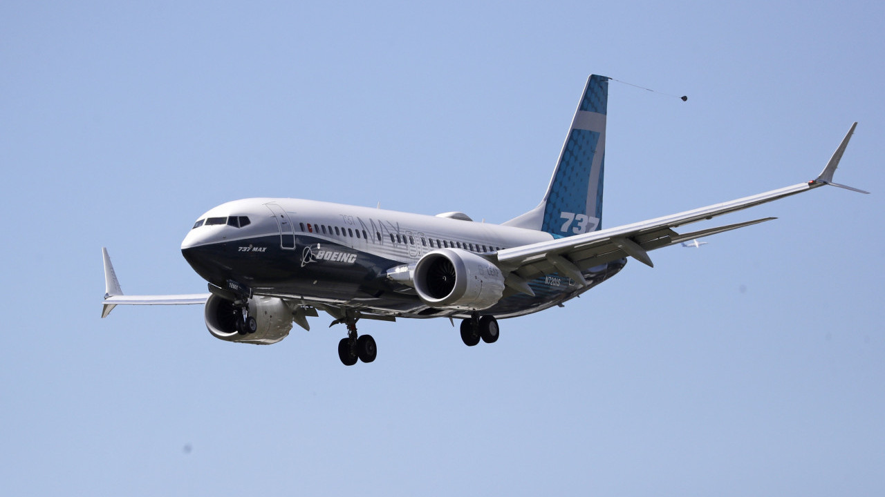 ПАО БОИНГ 737:  У авиону преко 130 путника