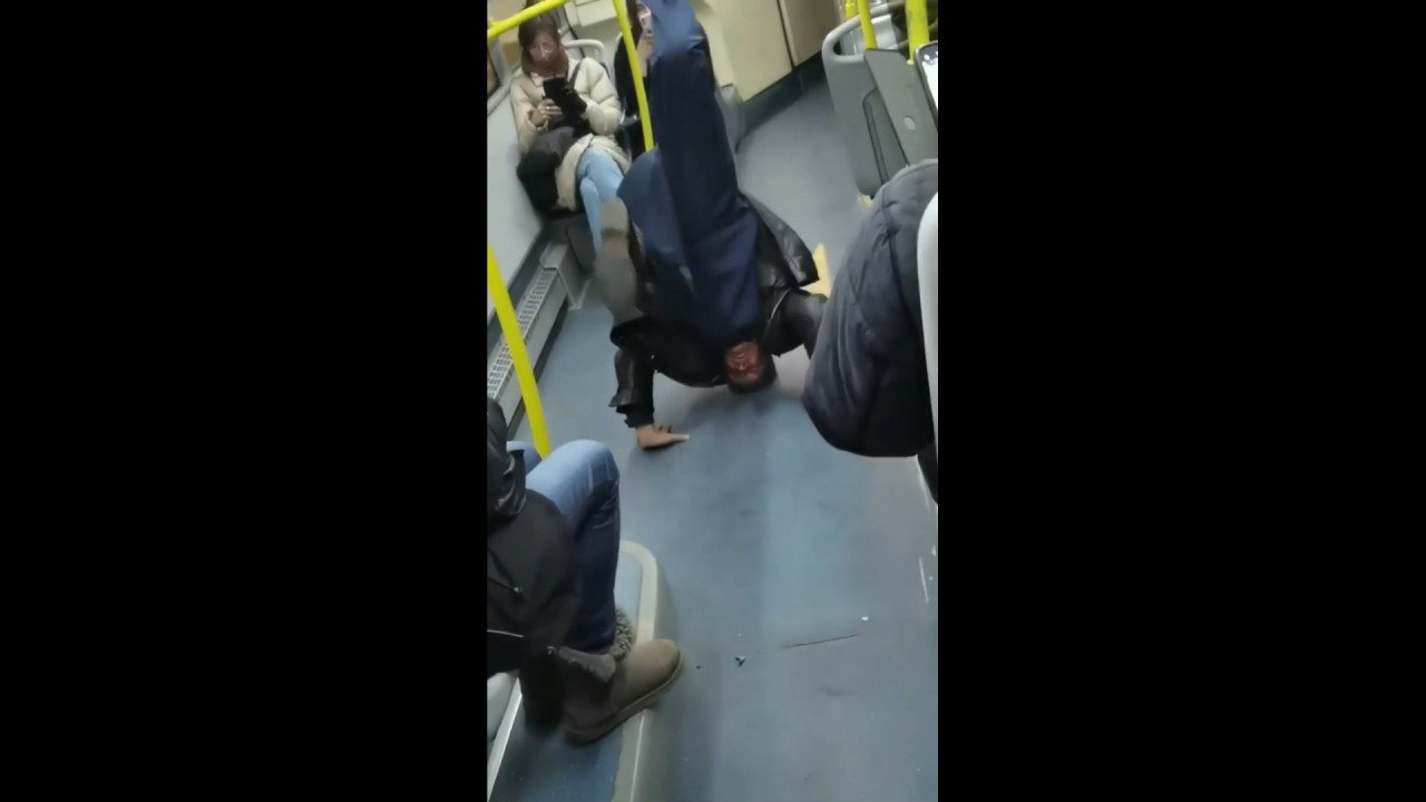 AKROBATA SA LINIJE 50: Ceo Bg se smeje ovome