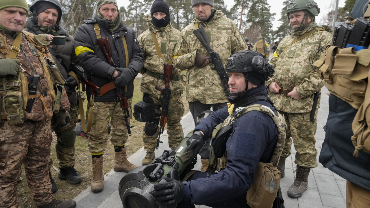 STOLTENBERG PRIZNAO: NATO obučavao ukrajinske vojnike