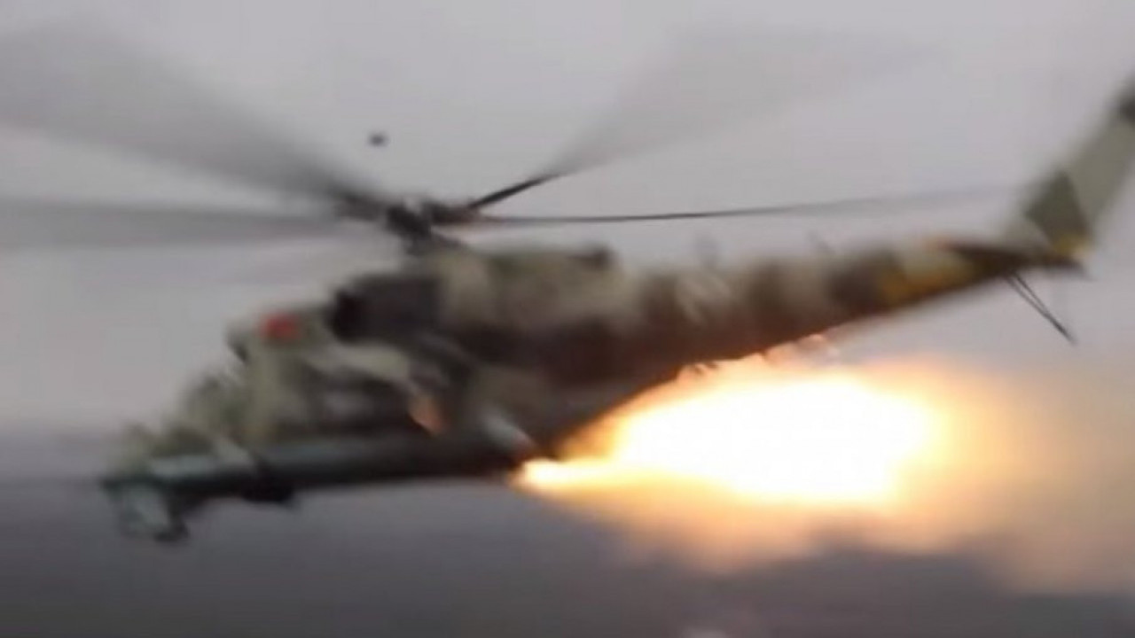 КОНАШЕНКОВ: Оборена 2 хеликоптера за евакуацију лидера Азова