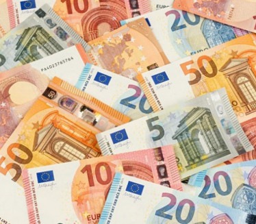 НЕОБИЧНО: У стану пензионера пронађено скоро милион евра
