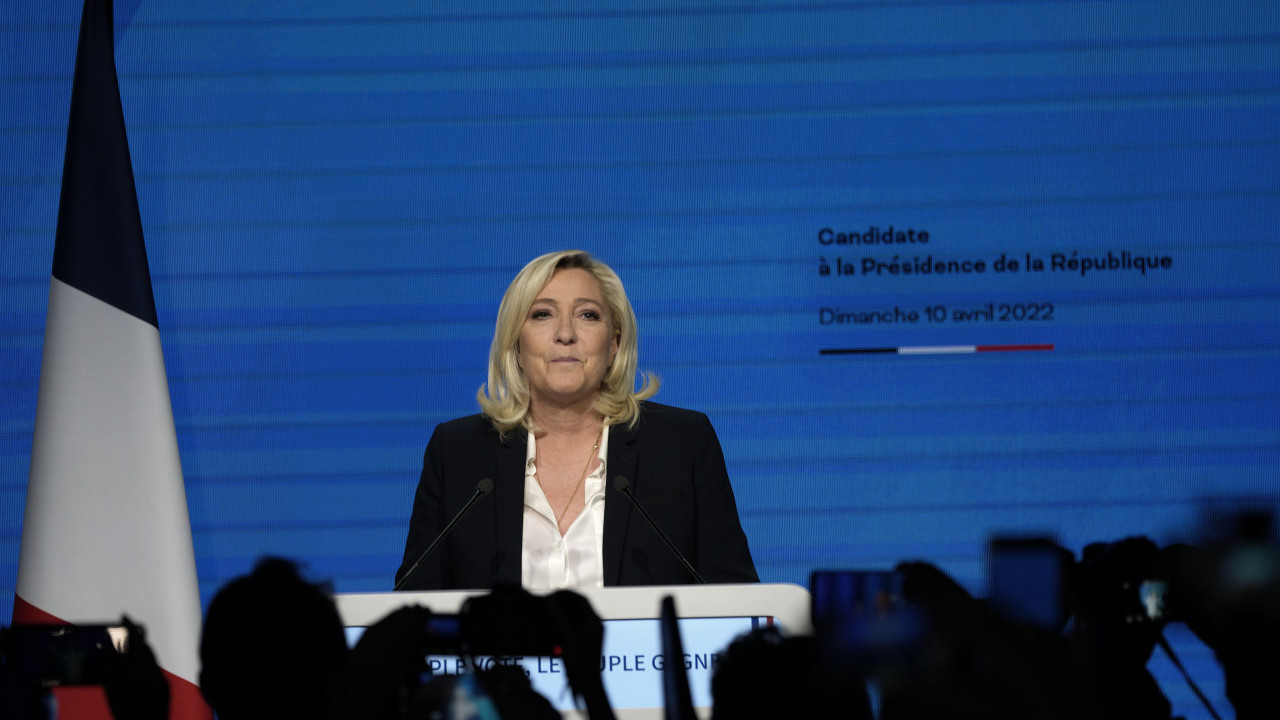 LE PEN POZIVA BIRAČE: "Dovešću Francusku u red"