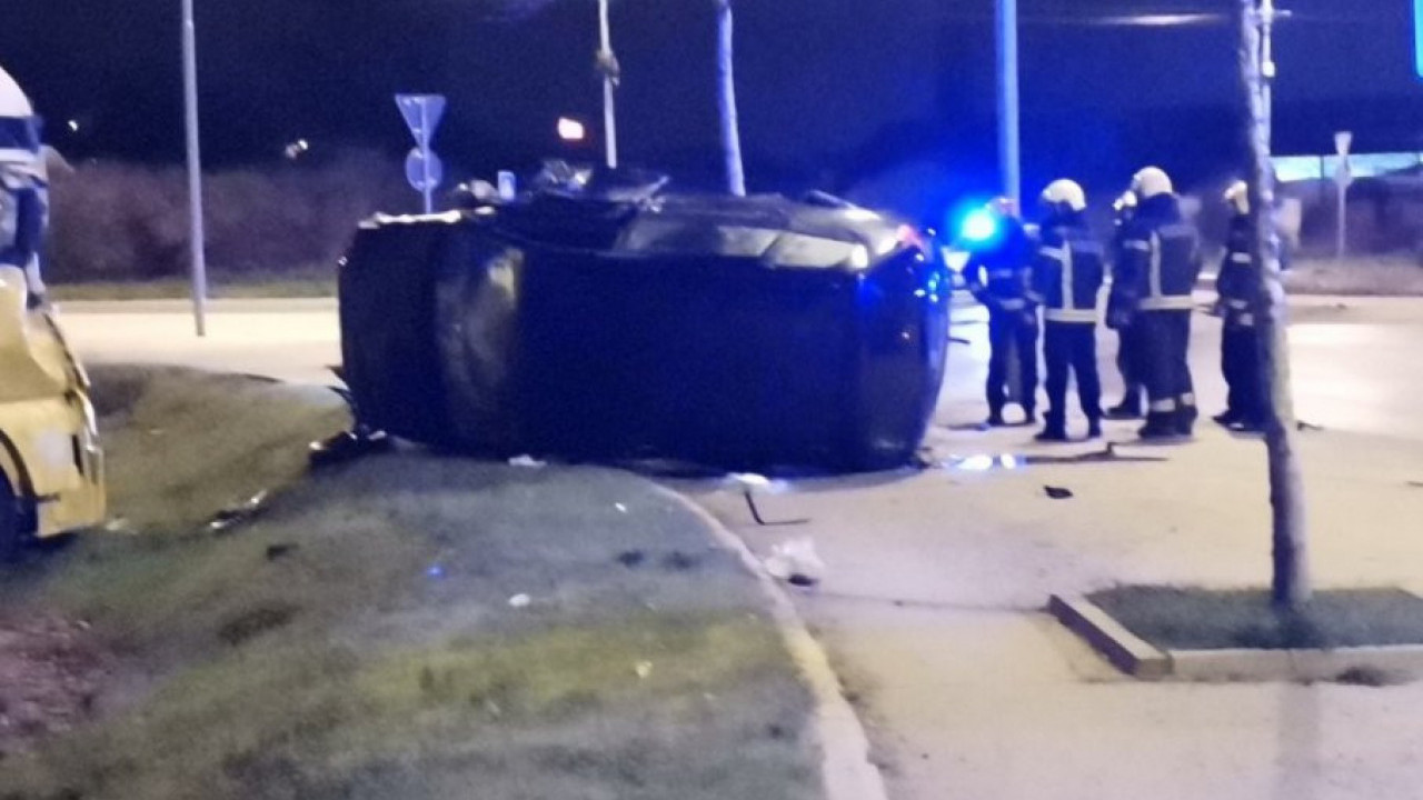 UŽAS U NIŠU: Autom se zakucao u kamion