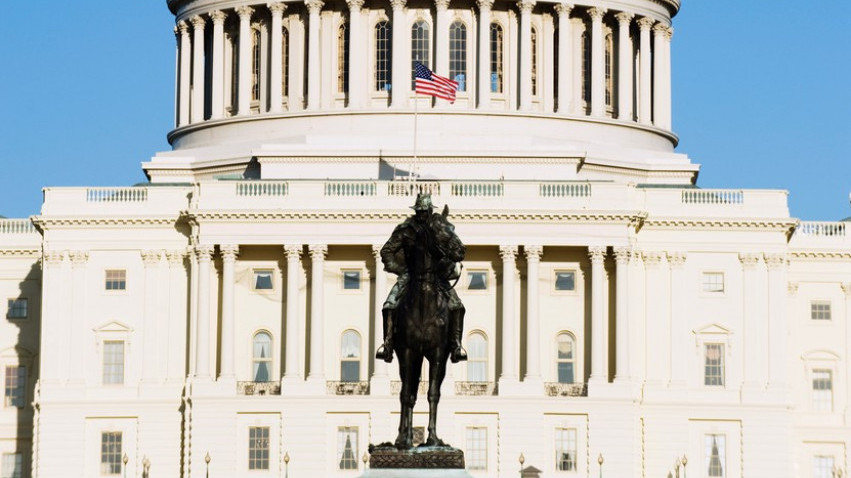 EVAKUISAN KAPITOL HIL: Pelosi besna - razlog bizaran