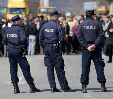 TZV. KOSOVSKA POLICIJA: "Napadnuti smo, Srbi pucali na nas"