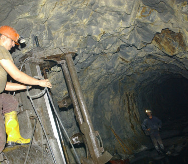 НЕСРЕЋА У РУДНИКУ: Повређено 12 рудара