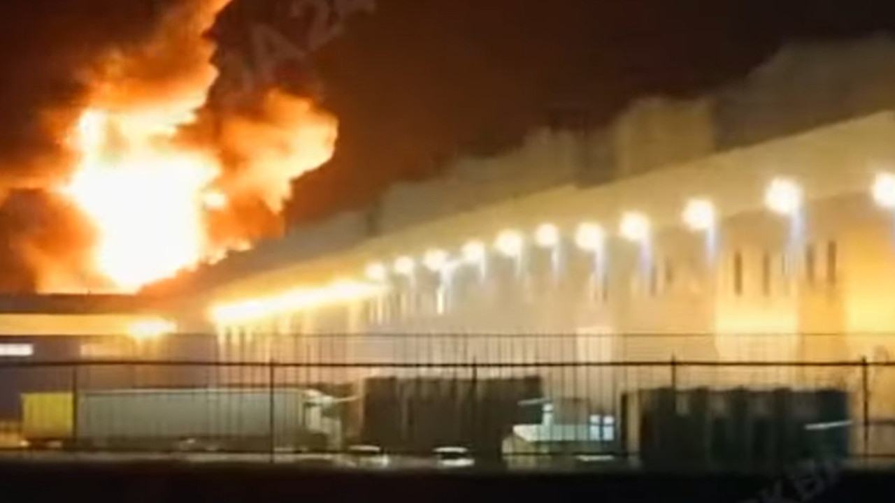 ГОРЕЛА МОСКВА: Угашен велики пожар (ВИДЕО)