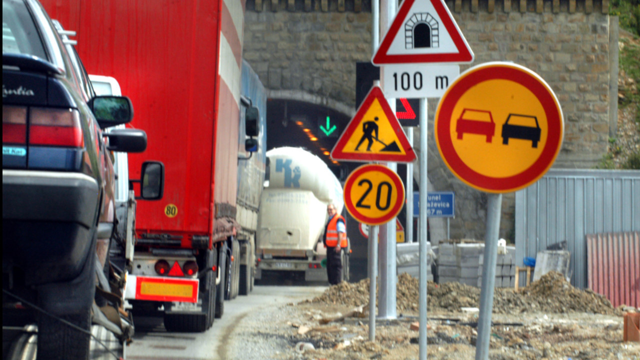 ПУТЕВИ СРБИЈЕ: Измене у саобраћају због радова на путевима
