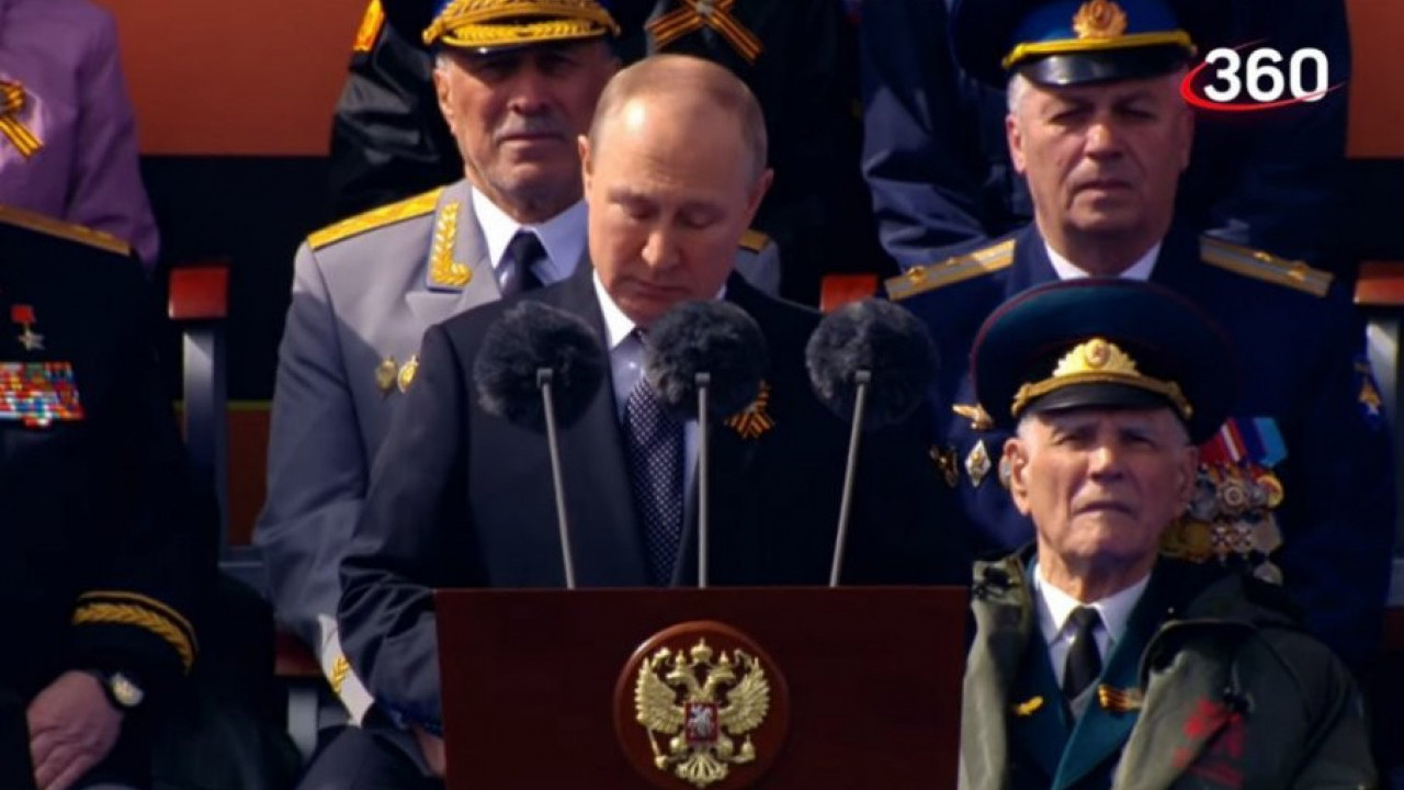 НАТО НИЈЕ ХТЕО ДА НАС ЧУЈЕ: Путинов говор на Дан победе