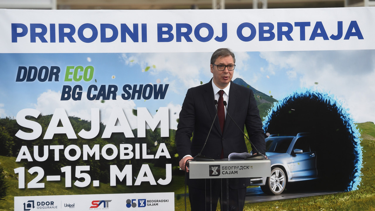 VUČIĆ OTVORIO SAJAM AUTOMOBILA: Čeka se odluka dva giganta