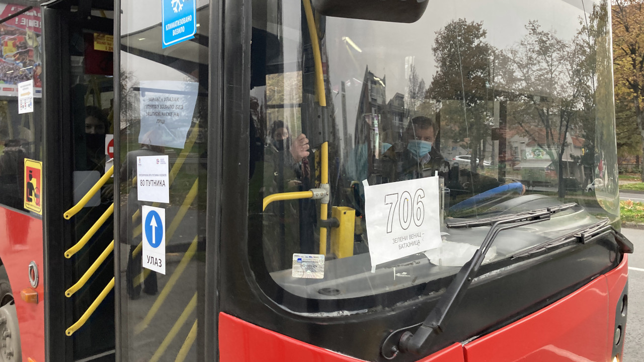 NEZGODA U BG: Sudar autobusa i automobila