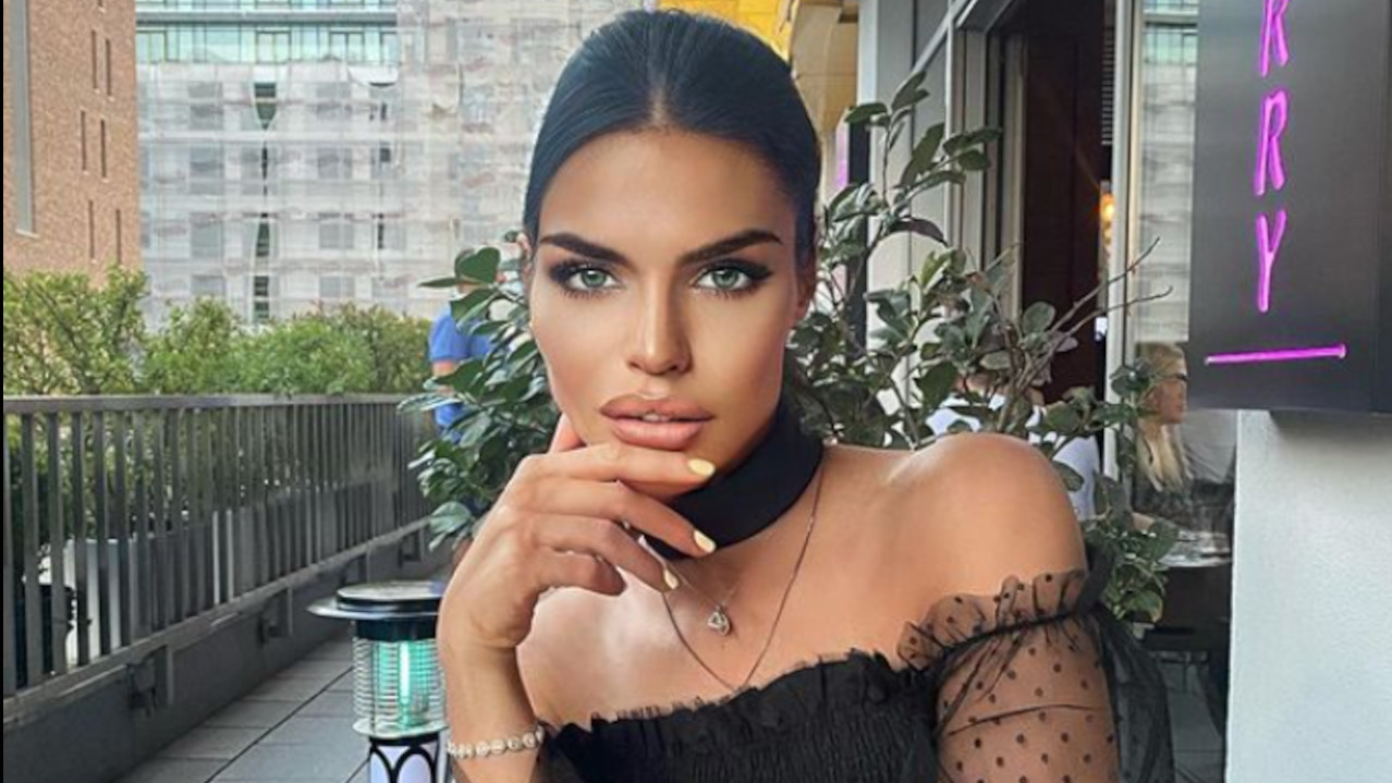 СИНУ ДАЛИ МОЋНО ИМЕ: Породила се манекенка Дејана Живковић