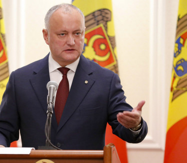 ИЗА РЕШЕТАКА: Бившем председнику Молдавије одређен притвор