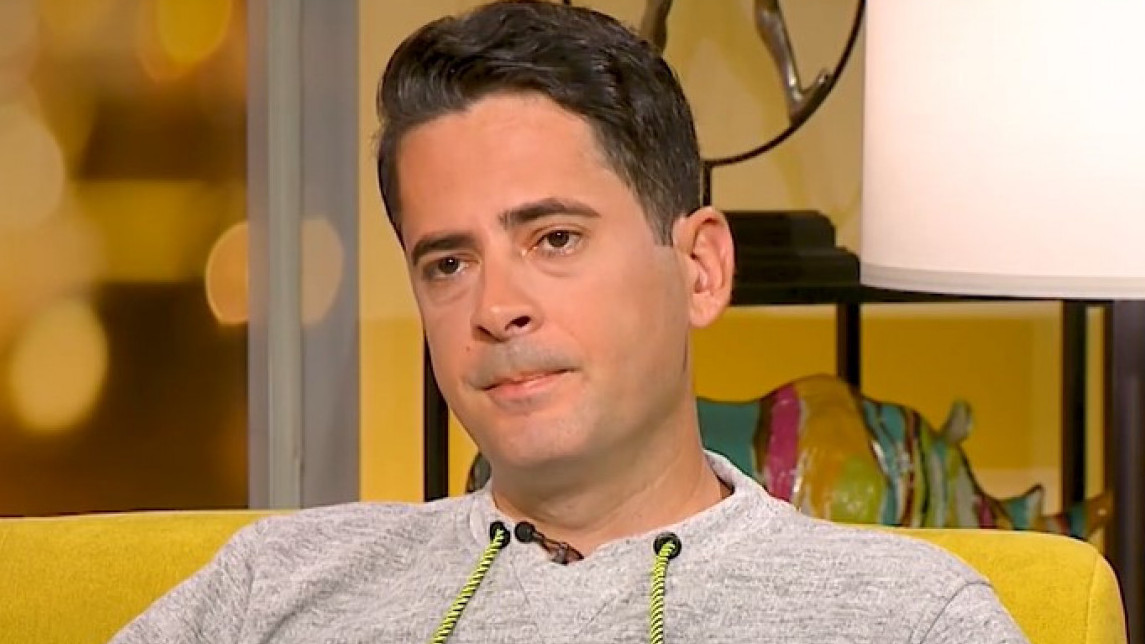 SAŠA OČAJAN ZBOG SINA Presreli su ga, polili i oteli mu pare