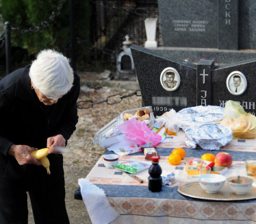 Koji običaji na sahranama nemaju veze sa pravoslavljem