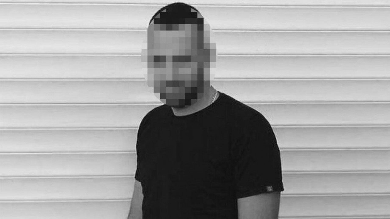 ПОТРЕСНО: Удавио се  у возилу, нашле га девојка и сестра