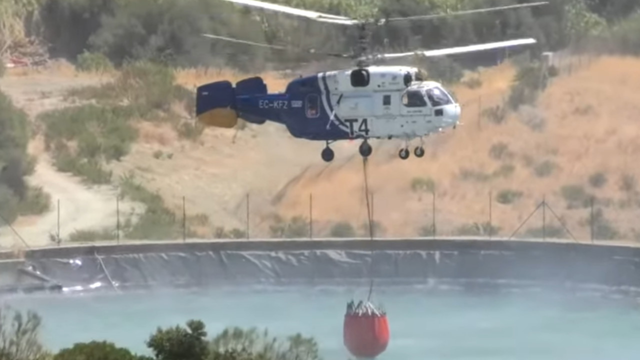 СТИЖУ КА-32: Противпожарни хеликоптери - носе 5000л воде