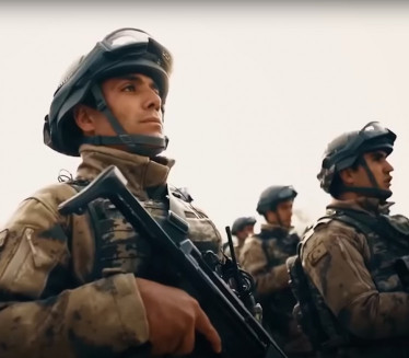 КАД ВОЈСКА ПОСРЕДУЈЕ: Турске трупе мире сиријске фракције
