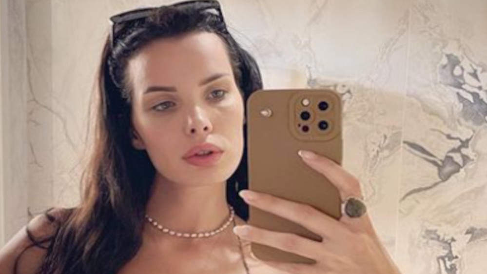 MUŠKARCI BEZ DAHA Naša glumica objavila niz fotki u kupaćem