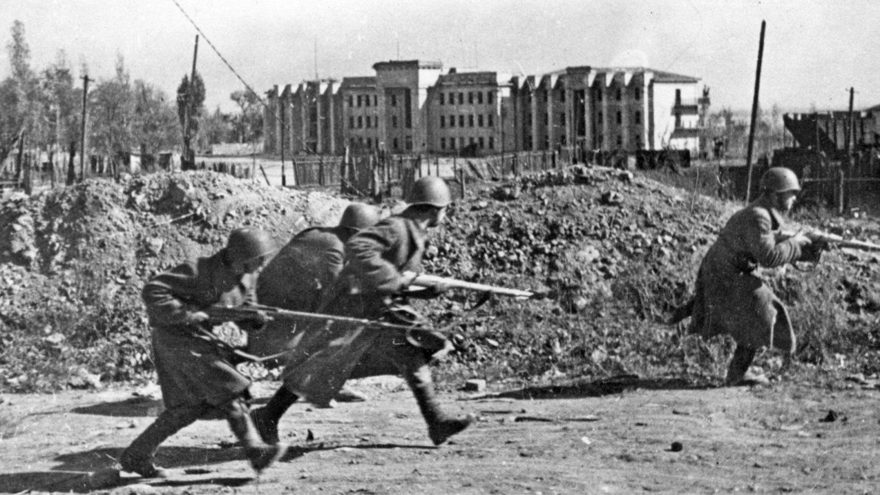 ДОГОДИЛО СЕ НА ДАНАШЊИ ДАН: Почела битка за Стаљинград