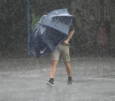 ЗА ВИКЕНД -ПОТОП: РХМЗ упозорава на велику количину падавина