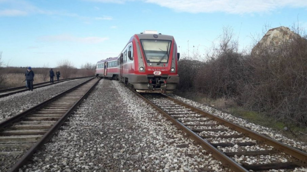 VOZ ISKLIZNUO IZ ŠINA: Nesreća na pruzi Pirot-Dimitrovgrad