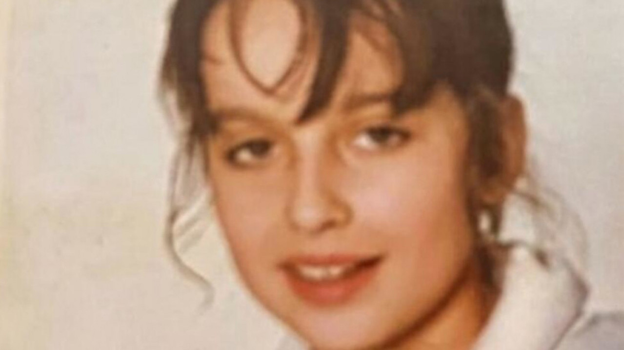 ЗНАТЕ ЛИ ДАМУ СА ЕСТРАДЕ? Ћерка је наше познате фолкерке