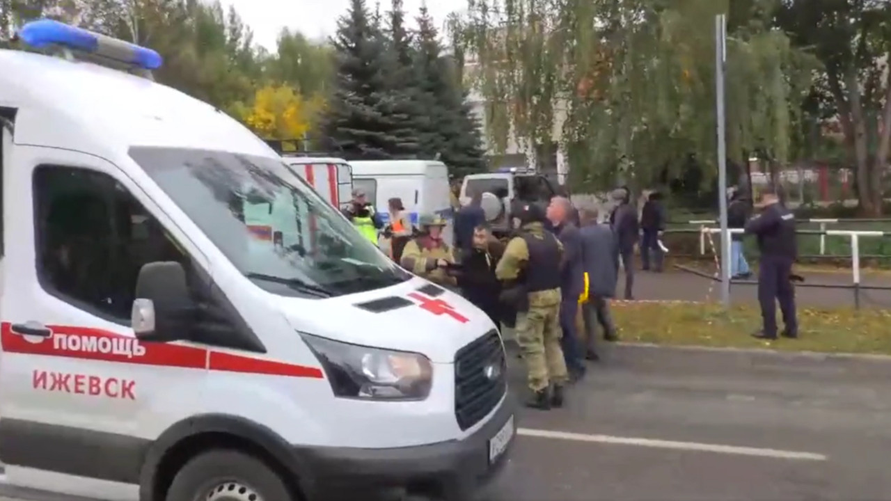 13 UBIJENIH: Jezivi detalji pucnjavi u školi u Rusiji (VIDEO)