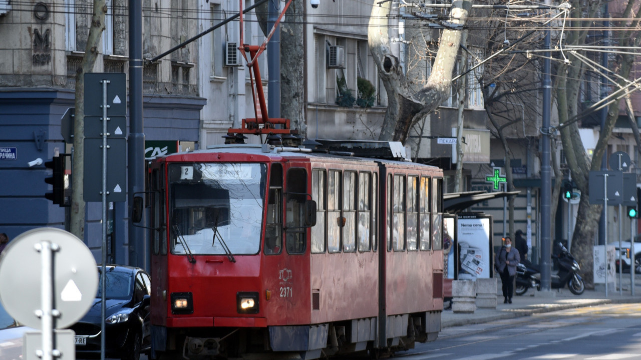 Нов режим рада трамваја због радова у Савској
