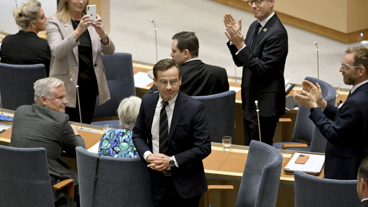 JEDNI GA HVALE, DRUGI KUDE: Ko je novi švedski premijer?