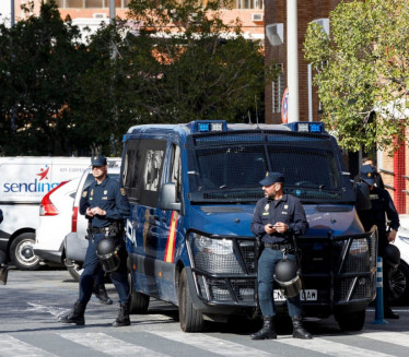 ИМА РАЊЕНИХ Пуцњава у тржном центру у Скопљу-нападач побегао