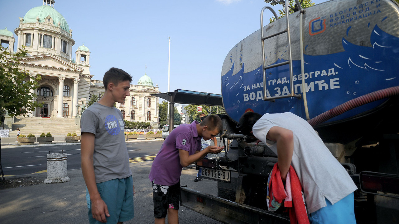 SPREMITE ZALIHE: Dve beogradske opštine ostaju bez vode