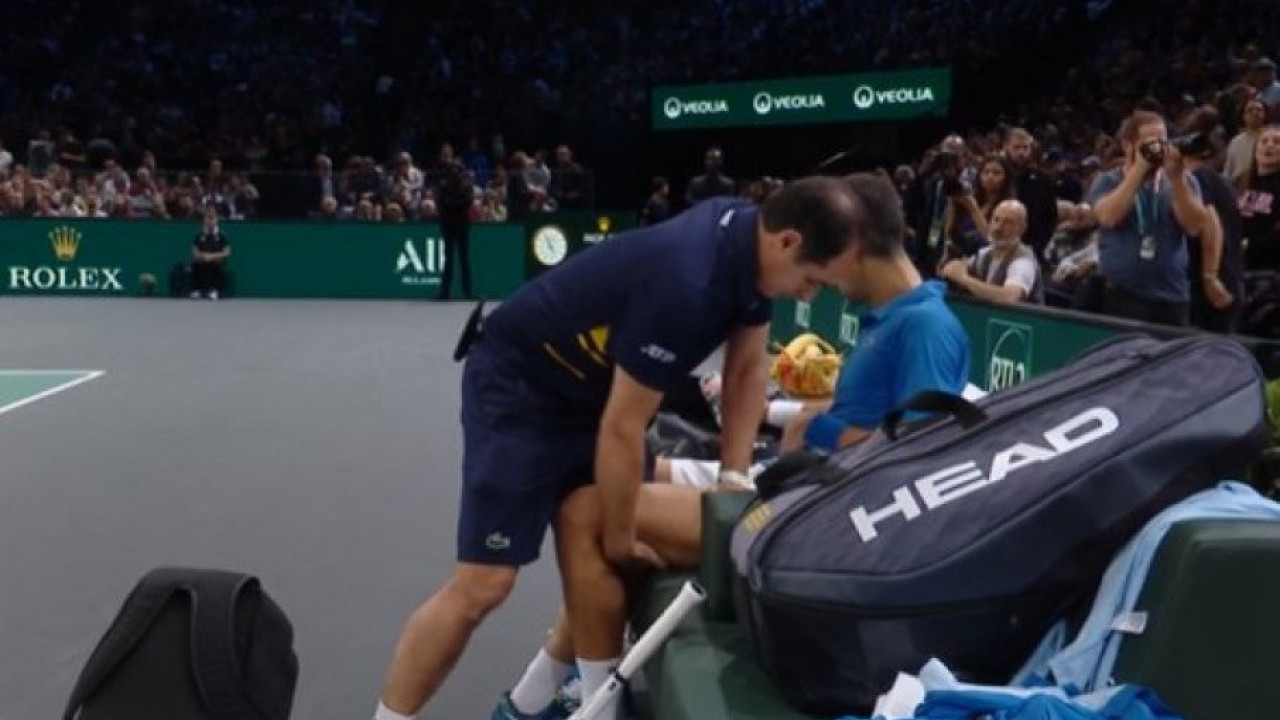 ЂОКОВИЋ ДОЖИВЕО ПЕХ НА МАСТЕРСУ: Поред болова наставља игру